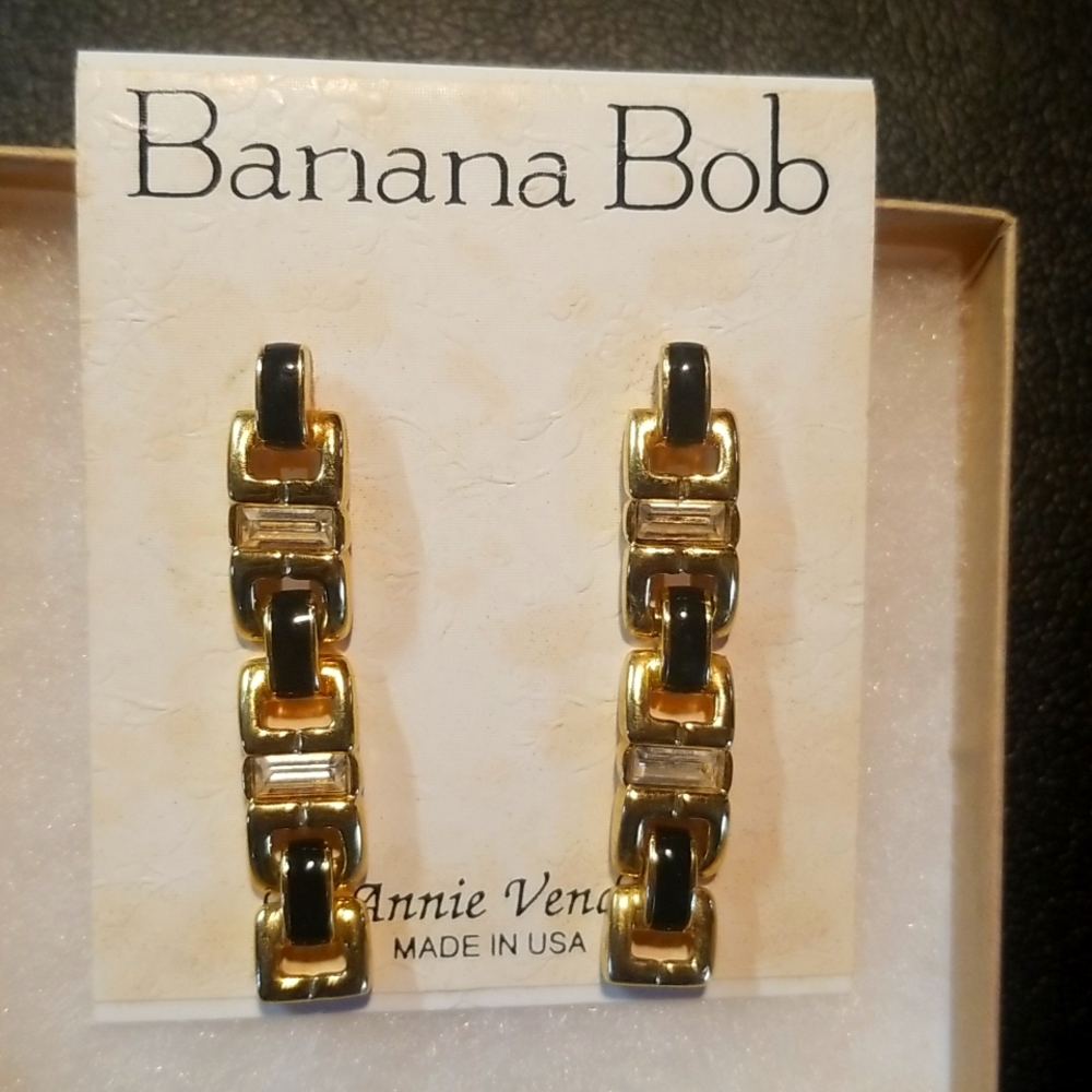 Vintage banana bob earrings